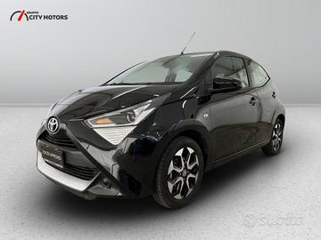 Toyota Aygo 5p 1.0 x-play 72cv