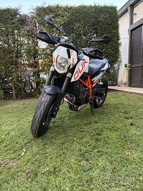 KTM 690 Duke - 2012