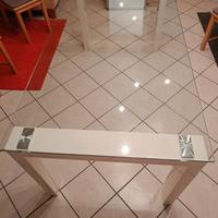 Tavolo OVVIO in vetro