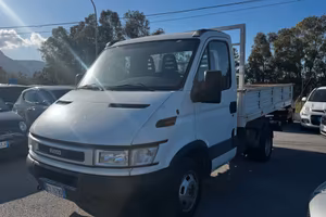Iveco Daily 29L10 2.3 Hpi TDI PC Cabinato