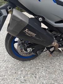 marmitta akropovic  t max  560