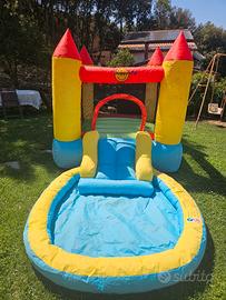 Castello gonfiabile per bambini happy hop 