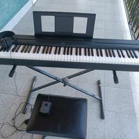 pianoforte digitale Yamaha P-045