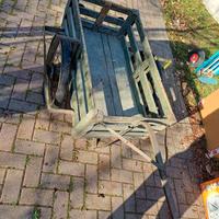 Carretto agricolo con ruote struttura in ferro e l