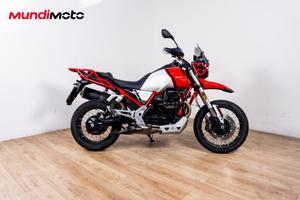 MOTO GUZZI V 85 TT EVOCATIVE GRAPHICS E5 - 2023