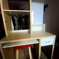 Scrivania Mikael IKEA