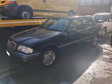 MERCEDES-BENZ C 180 cat Classic