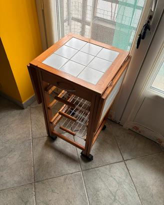 Tavolino in legno