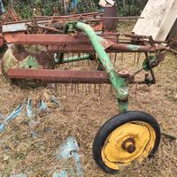 attrezzi  agricoli vari