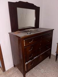 Mobile vintage in legno con specchiera