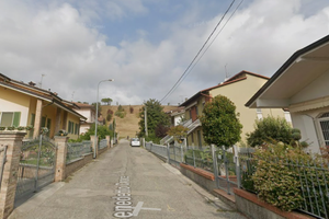 Stanza singola centro città CON BALCONE-PIACENZA