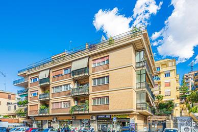 3 LOCALI A ROMA
