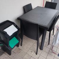 tavolo+ 4 sedie 