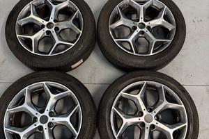 4 cerchi e gomme usati 18 pollici originali BMW X1