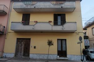 Appartamento indipendente su 3 livelli