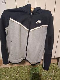 Felpa e pantaloni nike originale ragazzo