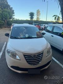 Lancia Ypsilon 1.2 69cv 5 porte  Gpl