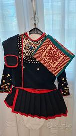 Antico costume tradizionale sardo per bambino 