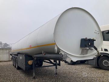 Semirimorchio cisterna carburanti 5 scomparti volu