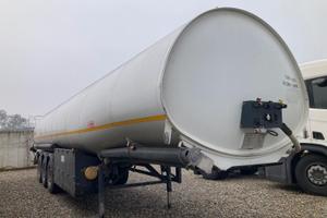 Semirimorchio cisterna carburanti 5 scomparti volu