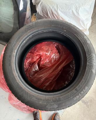 4 Pneumatici *Viking WinTech 225/50 R17 98V XL