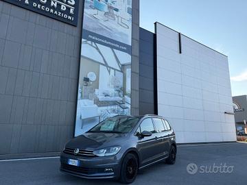 Volkswagen Touran 1.6 TDI 115 CV SCR DSG Executive