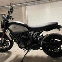 Ducati scrambler 2023