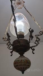 Lampadario in bronzo, ceramica e vetro.