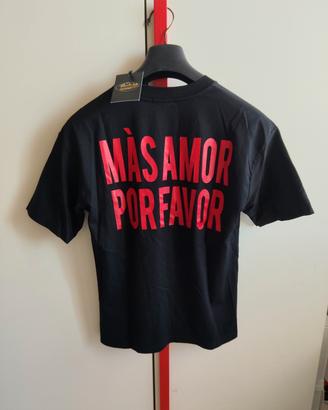 T-shirt "mas amor por favor"
