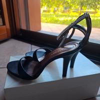 Sandali eleganti in vera pelle con strass Made in 