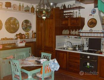 Villa a schiera Angolare,vista panoramica, 2 bagni