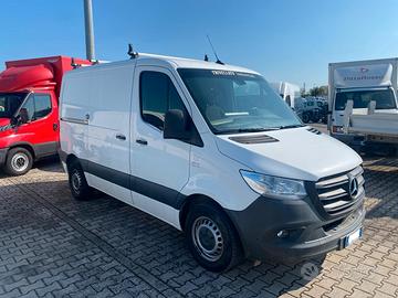 Mercedes sprinter 211 passo corto tetto basso
