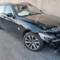 BMW SERIE 3 (E91) anno 2009 ricambi usati