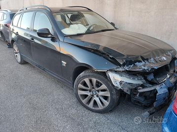 BMW SERIE 3 (E91) anno 2009 ricambi usati