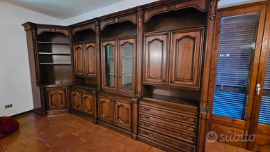 Mobile soggiorno in legno massiccio 