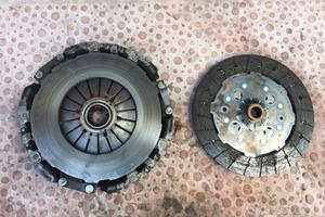 Frizione Alfa Romeo 156 2003 1900cc JTD 192A5000