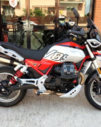 Moto Guzzi V85 TT 2025 UNIPRO' - FINANZIABILE