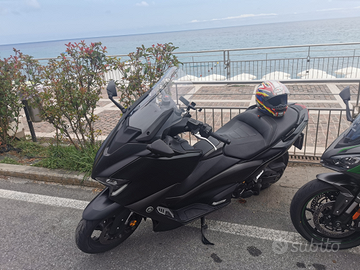 Tmax 560 ABS