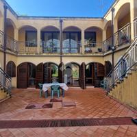 VILLA SINGOLA A VIAGRANDE
