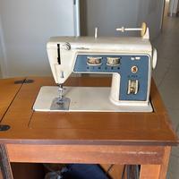 Macchina Singer Elettrica