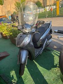 Sh 300i ABS