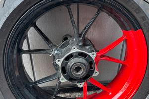 Ducati Hypermotard 698 rve cerchione posteriore