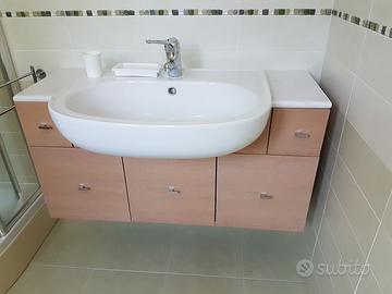 Mobile bagno Dolomite con rubinetto Zucchetti