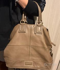 Givenchy Large Buggatti