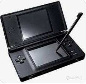 NINTENDO DS LITE E N. 4 GIOCHI, CUSTODIA, AURICOL.