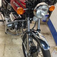 Suzuki GT 380 del 1974 moto d'epoca Targa Oro FMI