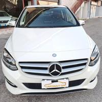 Mercedes-benz B 200 d Premium