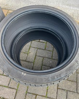 Treno Gomme Invernali Nexen 225/40