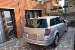 Opel astra h