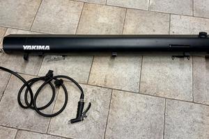 Doccia solare per auto/van Yakima Roadshower